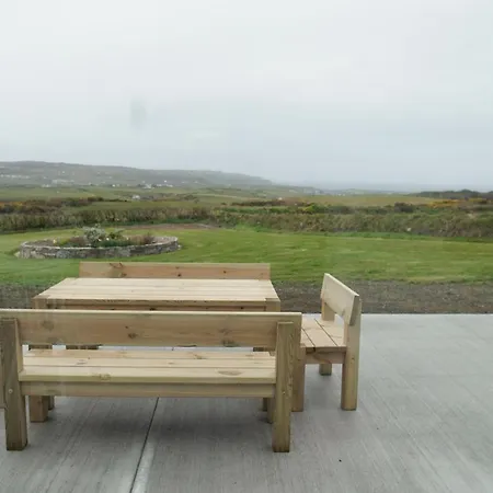 Radharc Na Mara Holiday home *